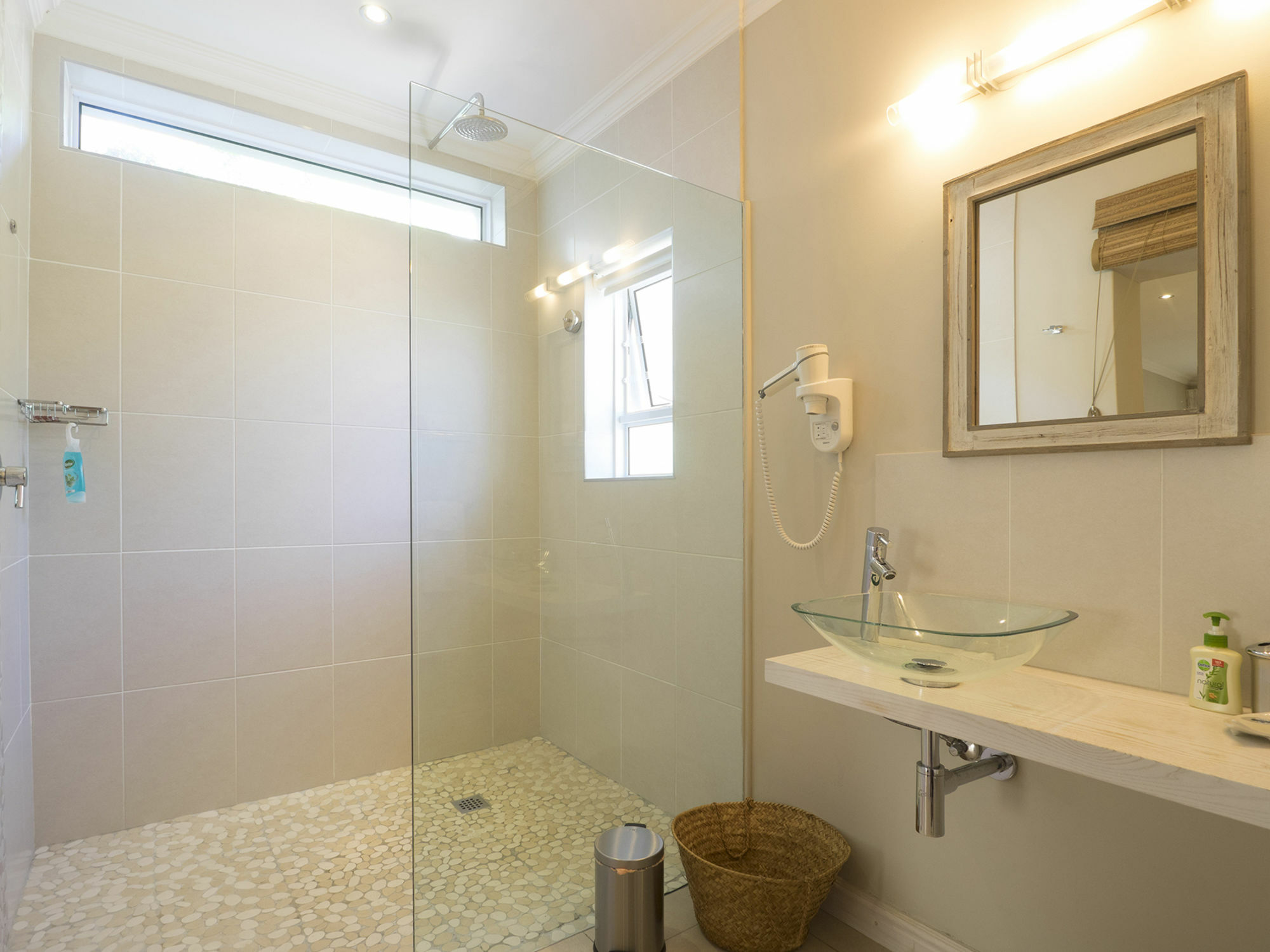 Bahari Beach House Plettenberg Bay Extérieur photo